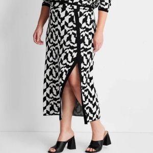 NWOT PLUS SIZE Future Collective Skirt